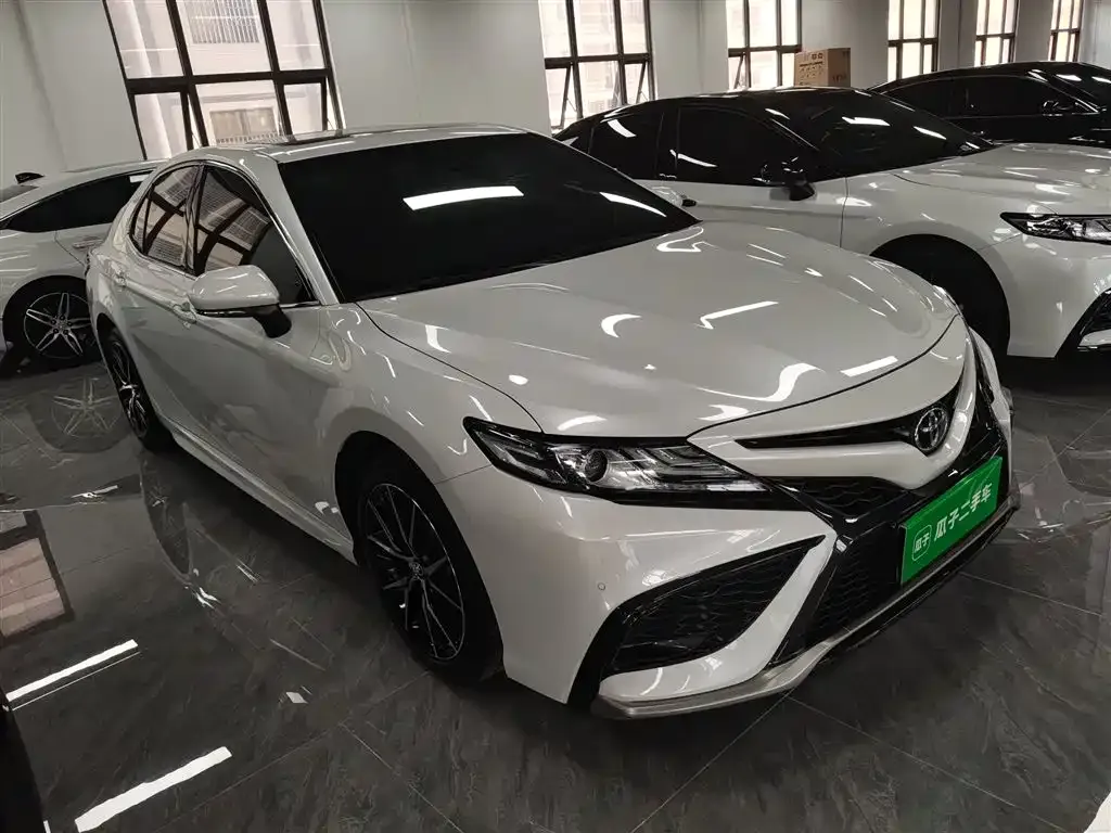 Toyota Camry 2022 из CN, фото 4