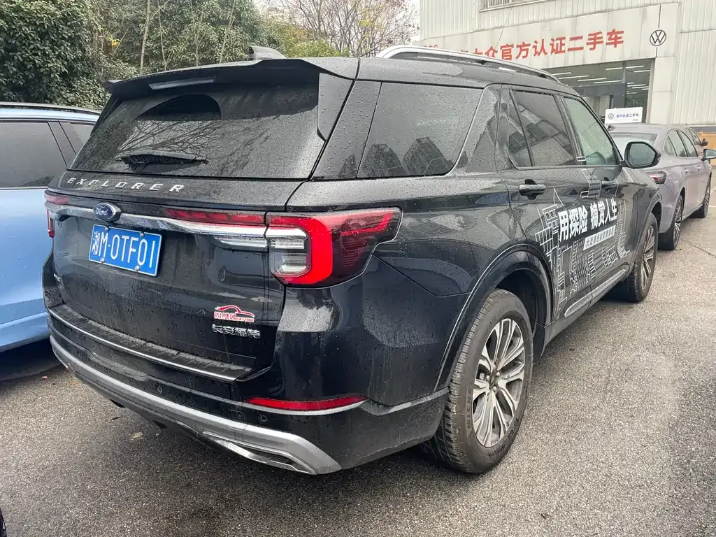 Ford Explorer 2025 из CN, фото 7