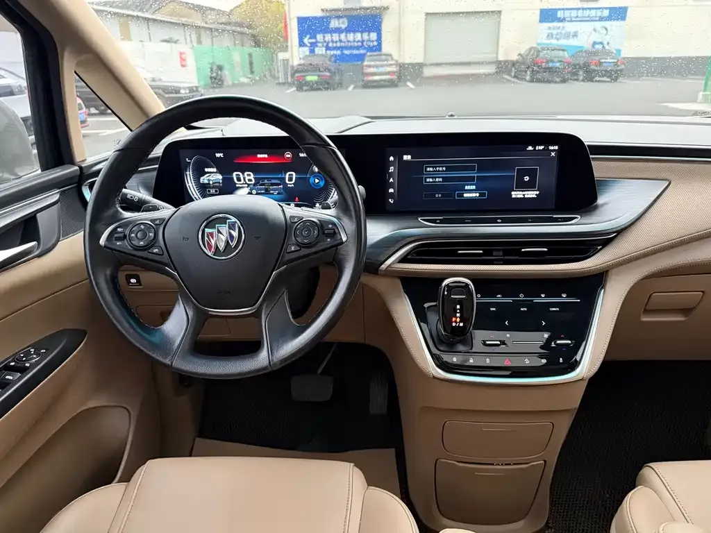 Buick GL8 2021 из CN, фото 3