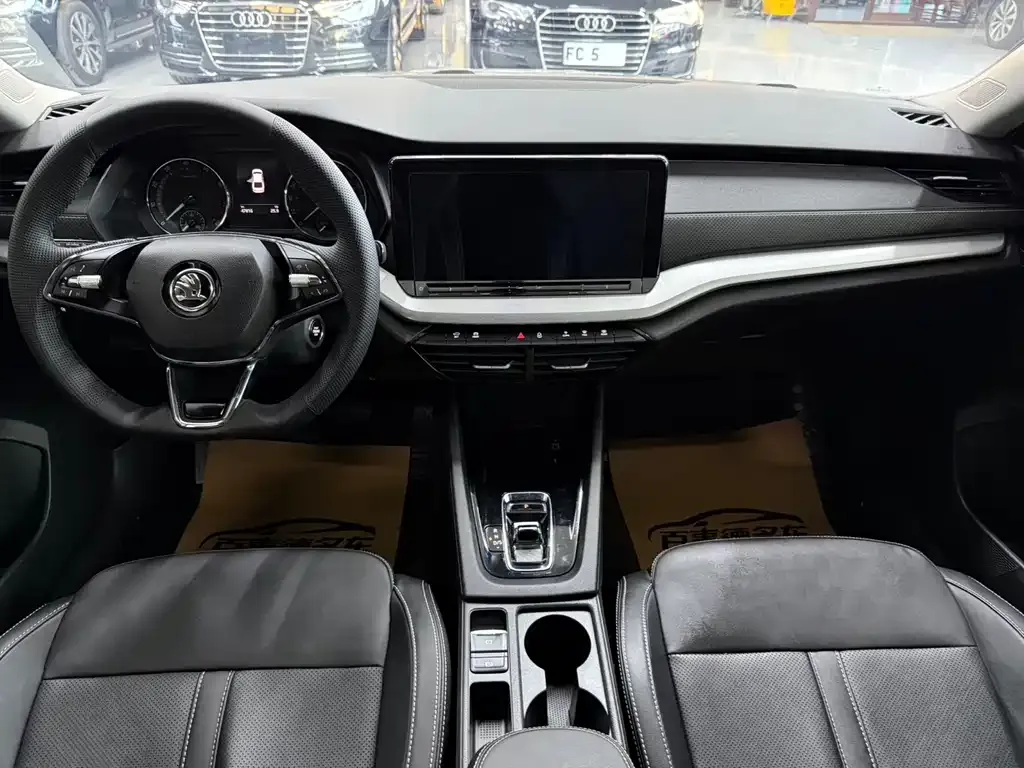 Skoda Octavia — фото 8