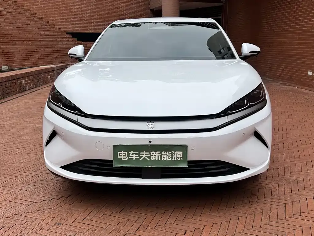 BYD Qin L — фото 7