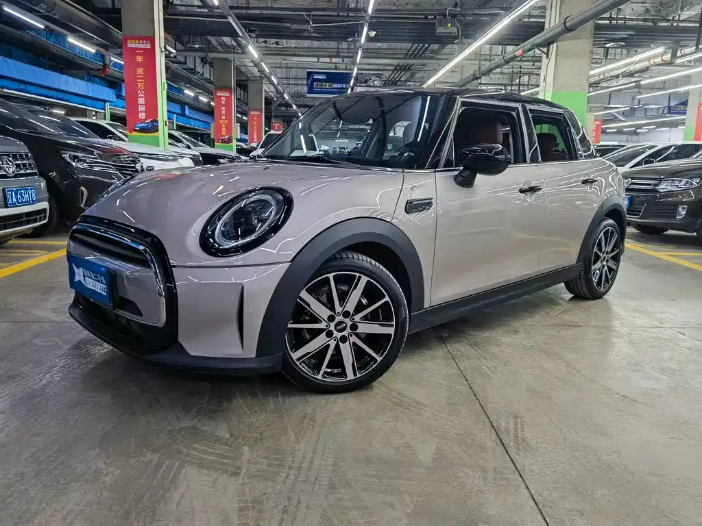 MINI Cooper (3-door) 2021 из CN, фото 1