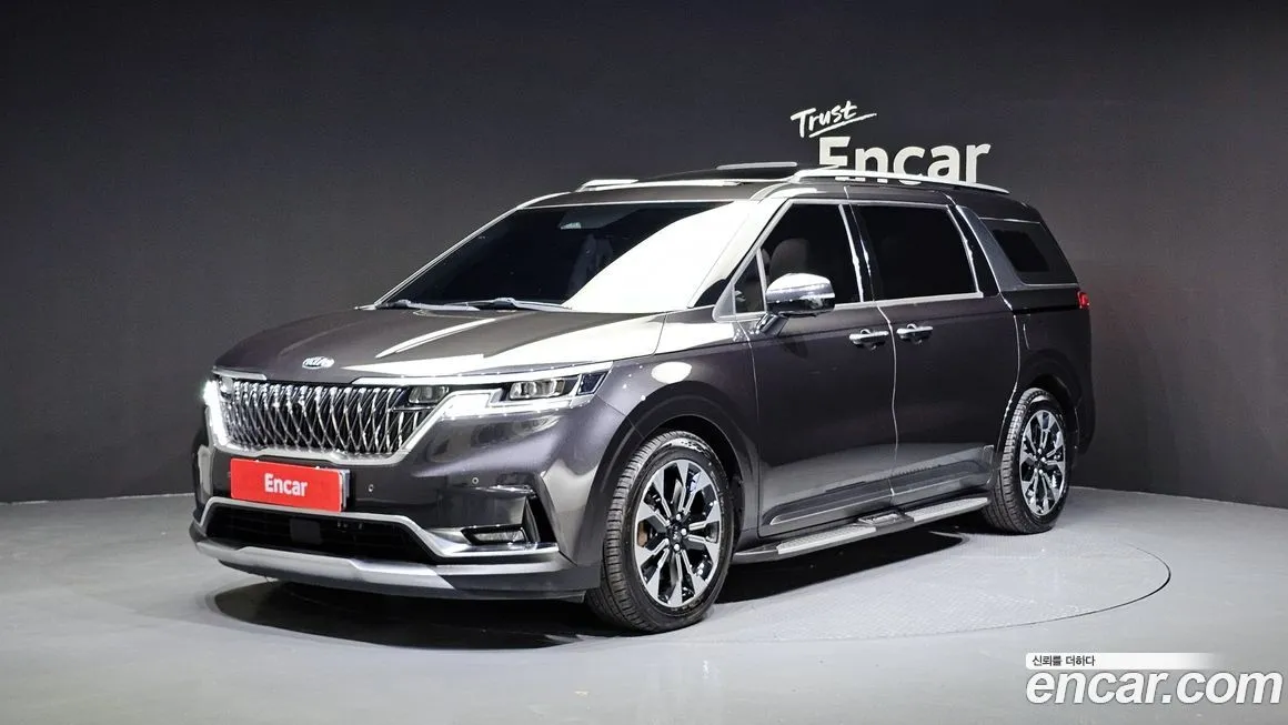 Kia Carnival — фото 1
