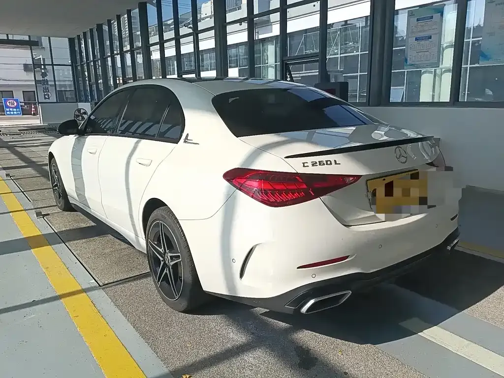 Mercedes-Benz C-Class 2023 из CN, фото 2