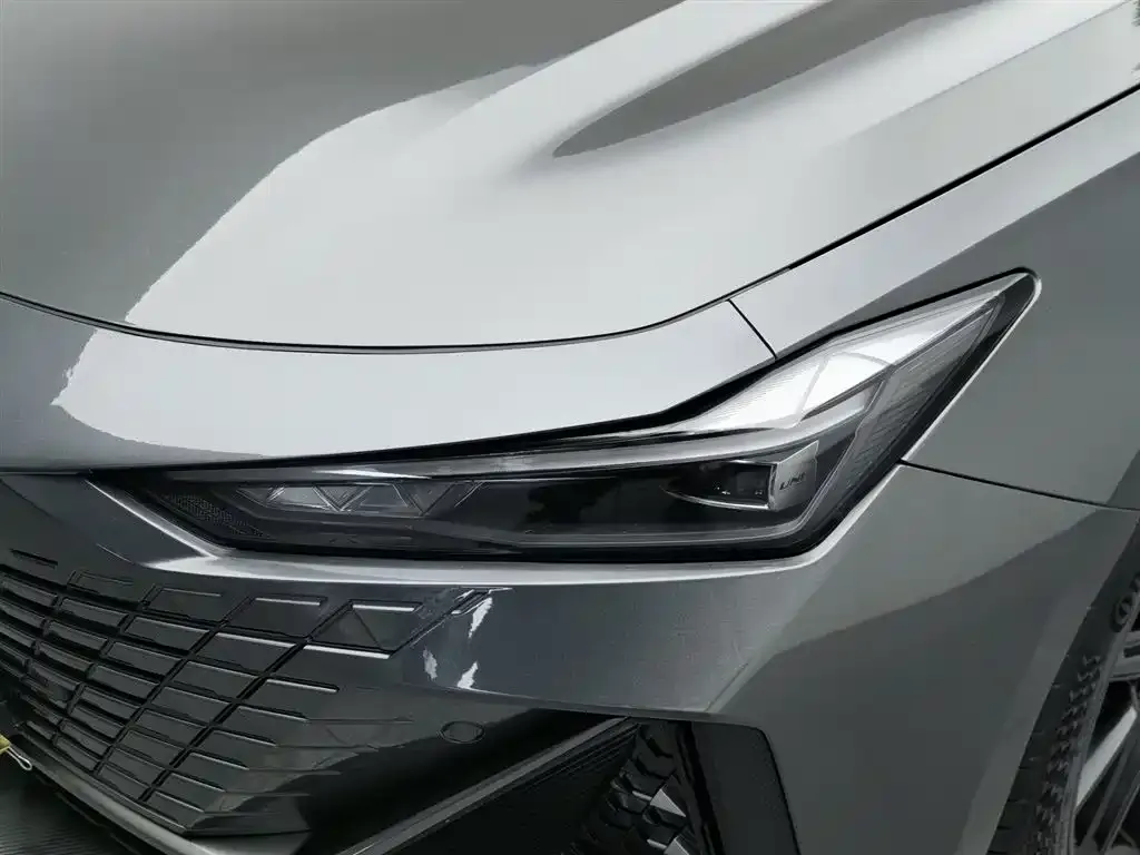 Changan UNI-V 2023 из CN, фото 6
