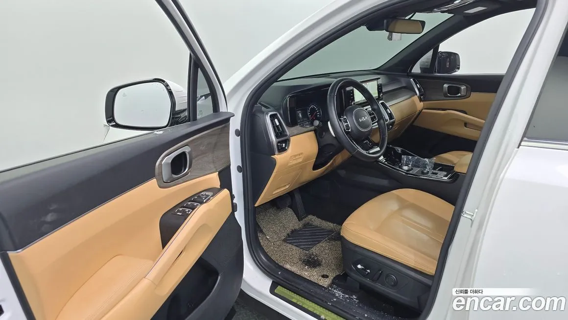 Kia Sorento — фото 6