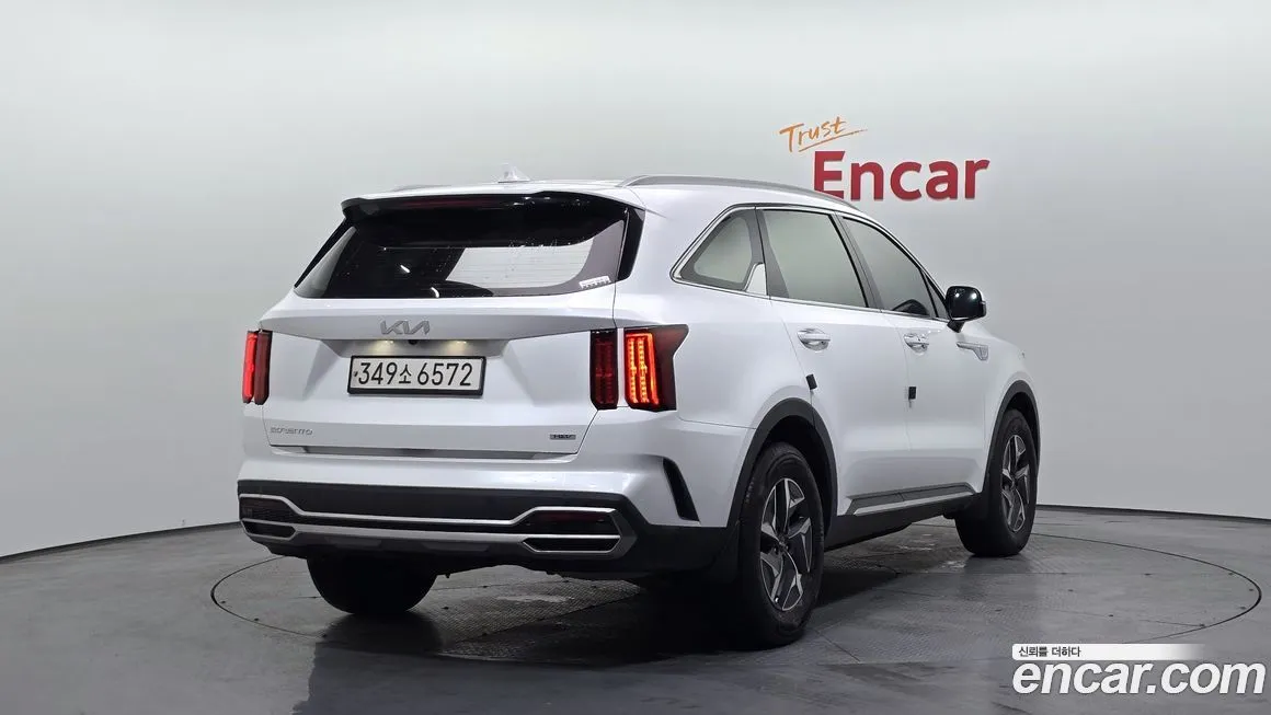 Kia Sorento — фото 3