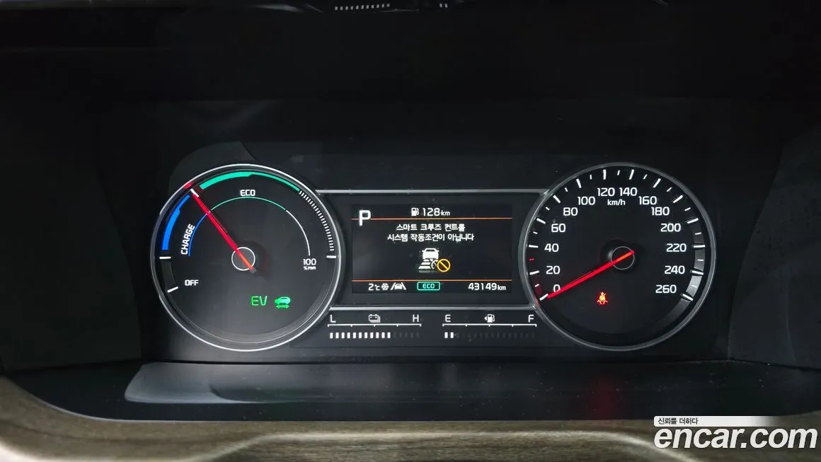 Kia Sorento — фото 8