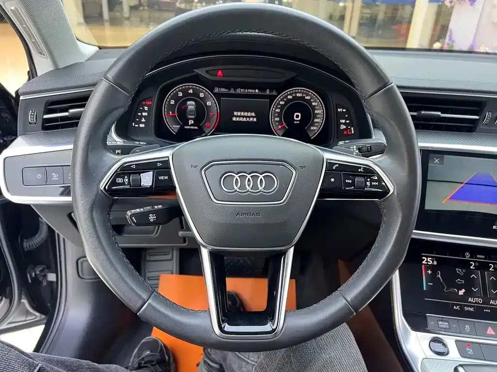 Audi A6L 2021 из CN, фото 10