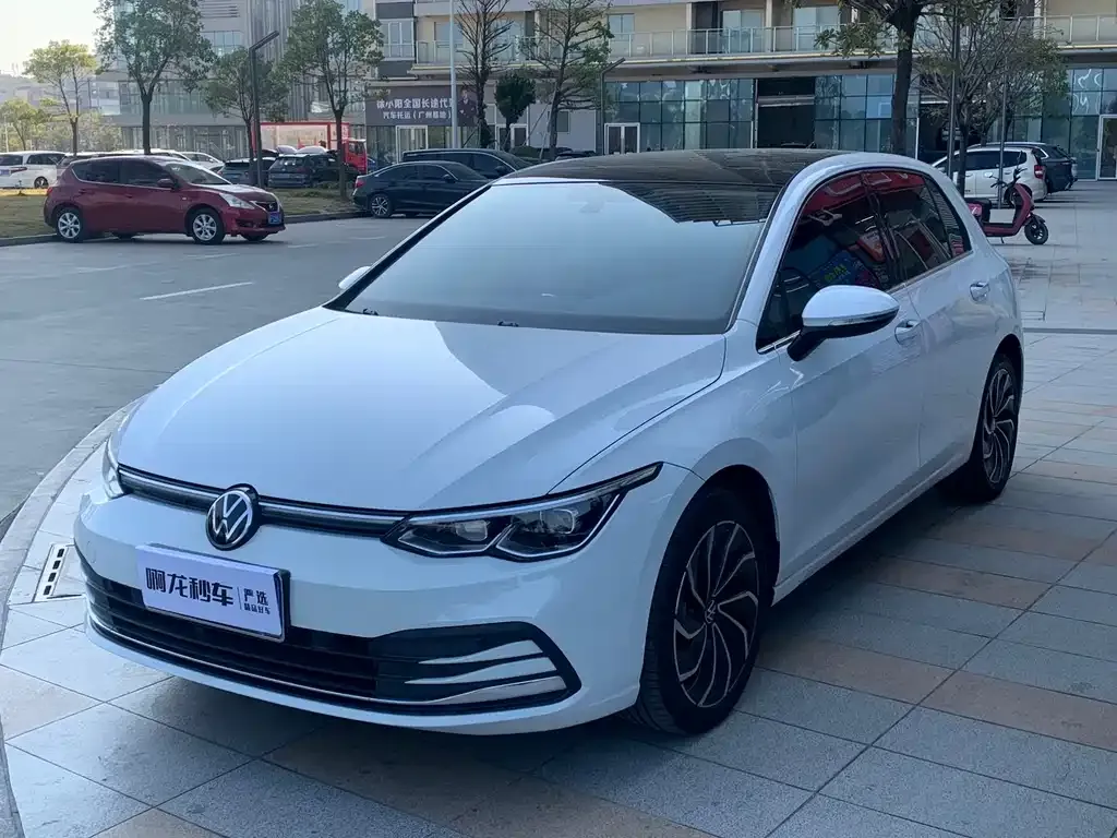 Volkswagen Golf 2021 из CN, фото 1