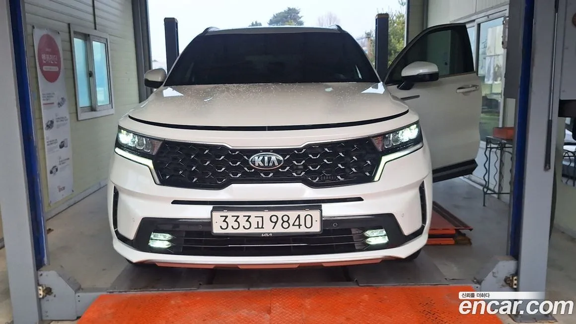 Kia Sorento — фото 1