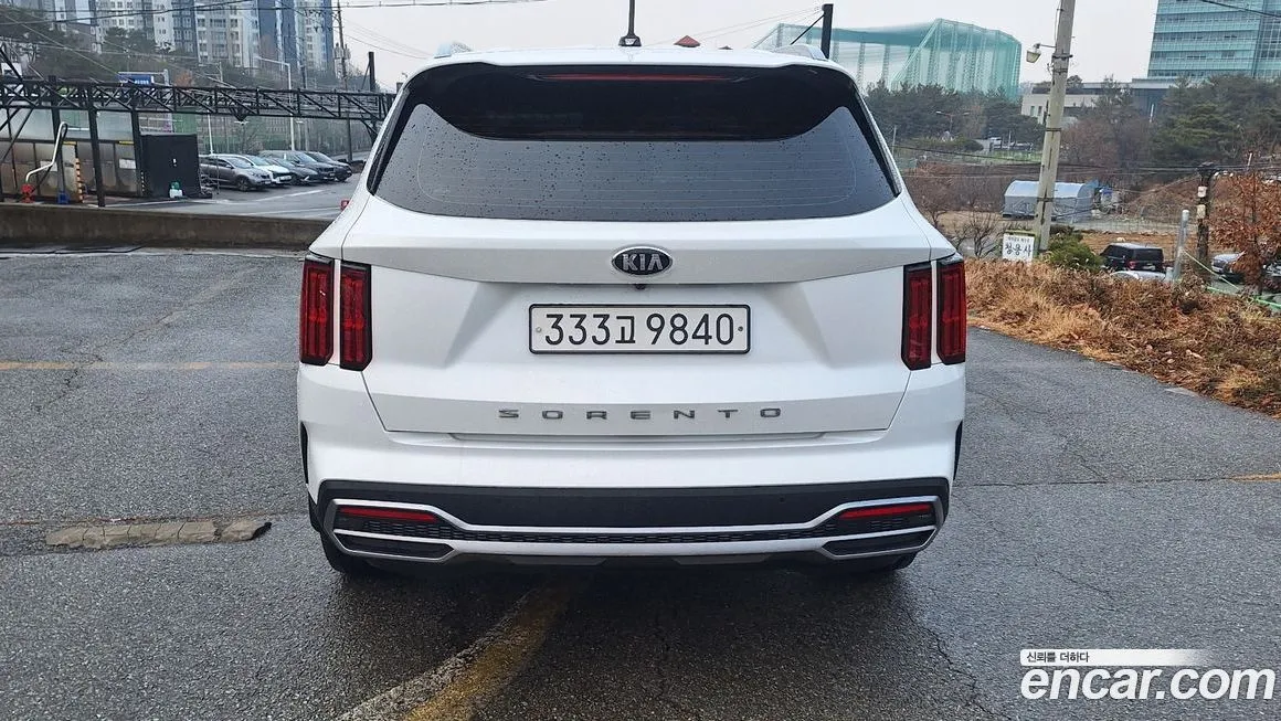 Kia Sorento — фото 5