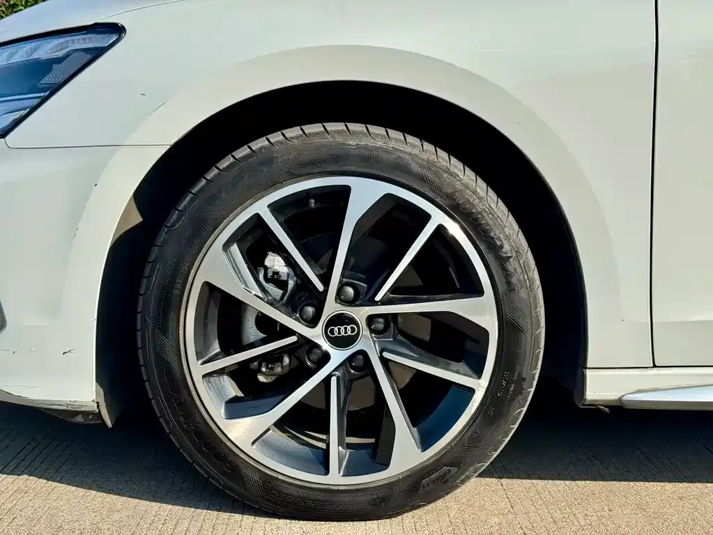 Audi A3 2022 из CN, фото 2