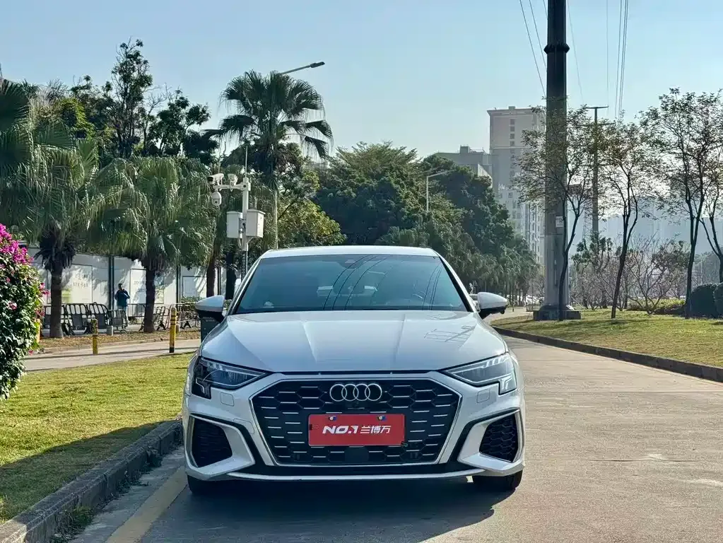 Audi A3 2022 из CN, фото 3