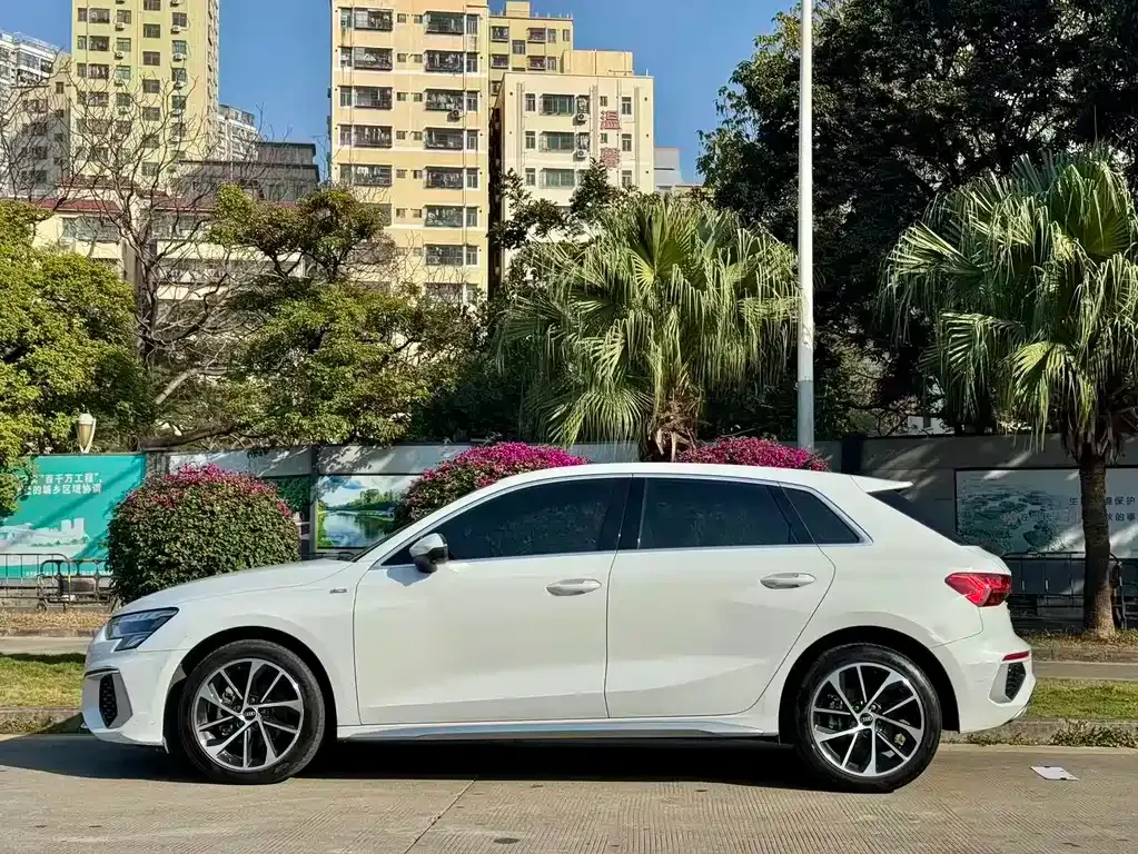 Audi A3 2022 из CN, фото 5