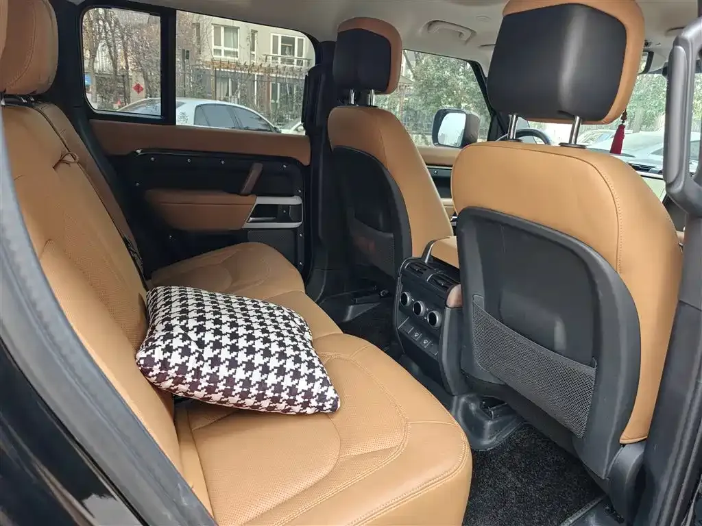 Land Rover Defender 2024 из CN, фото 4