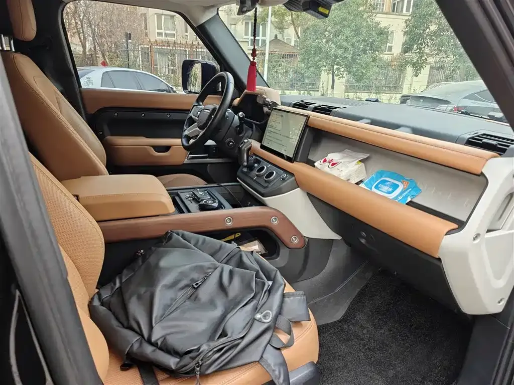 Land Rover Defender 2024 из CN, фото 10