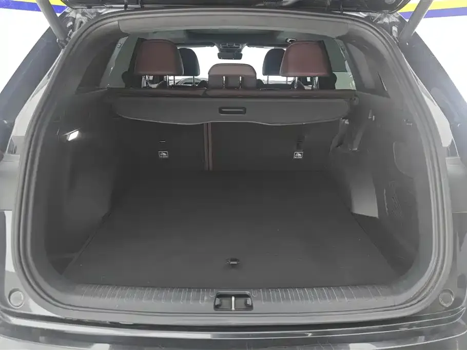 Geely Xingyue L 2023 из CN, фото 4