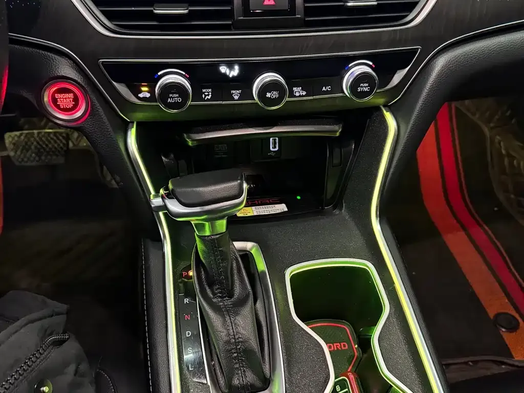 Honda Accord 2021 из CN, фото 9