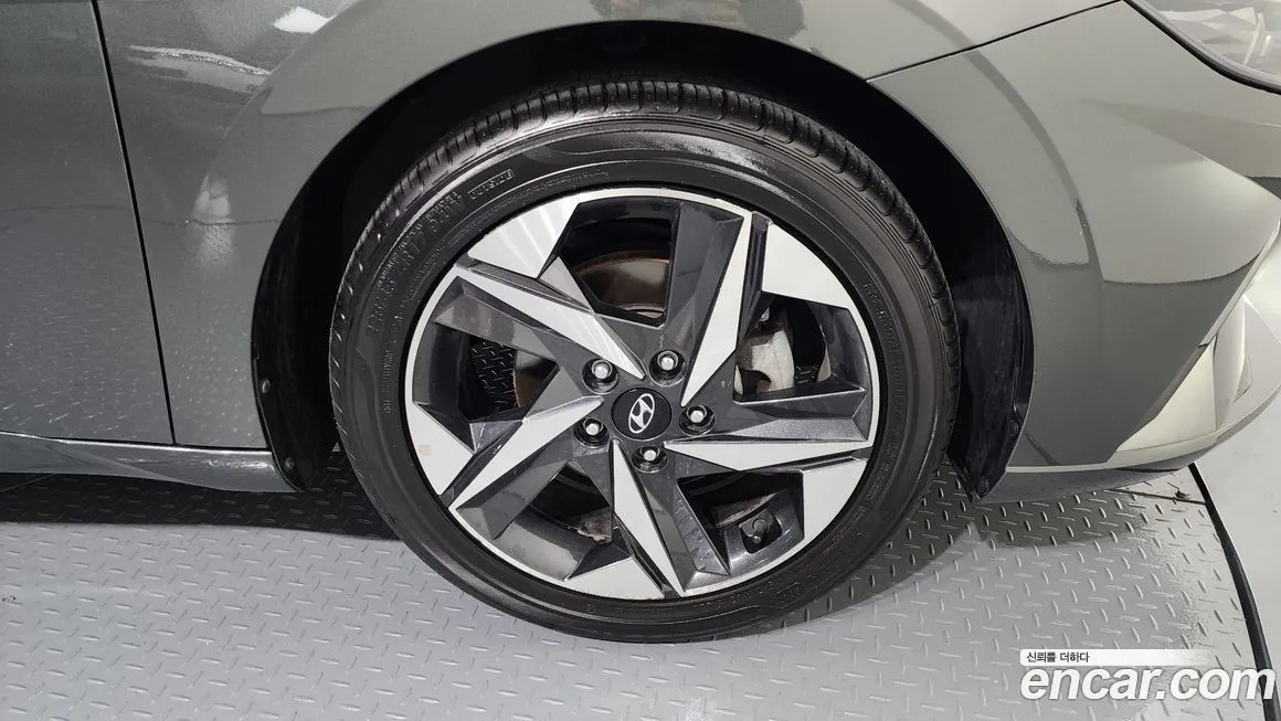 Hyundai AVANTE — фото 7