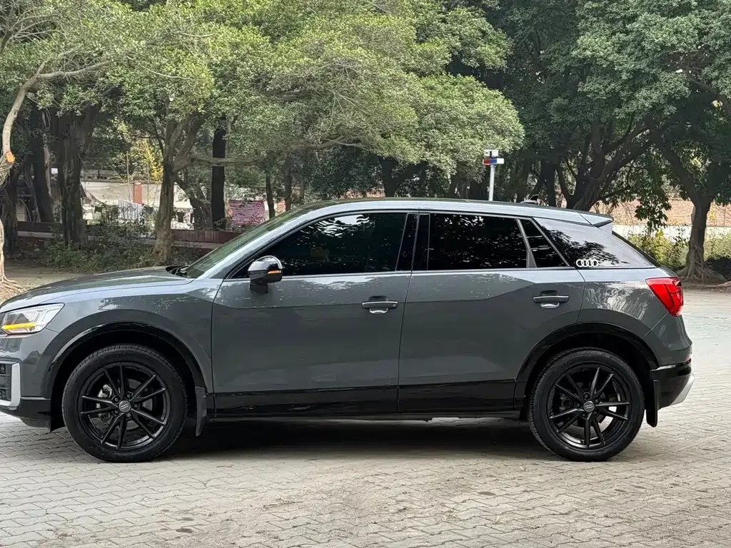 Audi Q2L 2021 из CN, фото 3