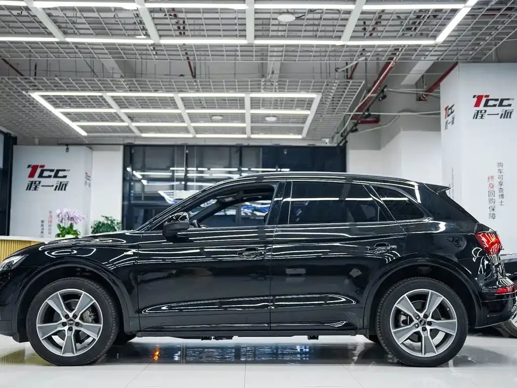 Audi Q5L 2023 из CN, фото 5