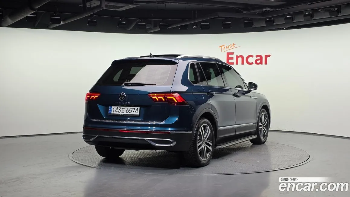 Volkswagen Tiguan — фото 2