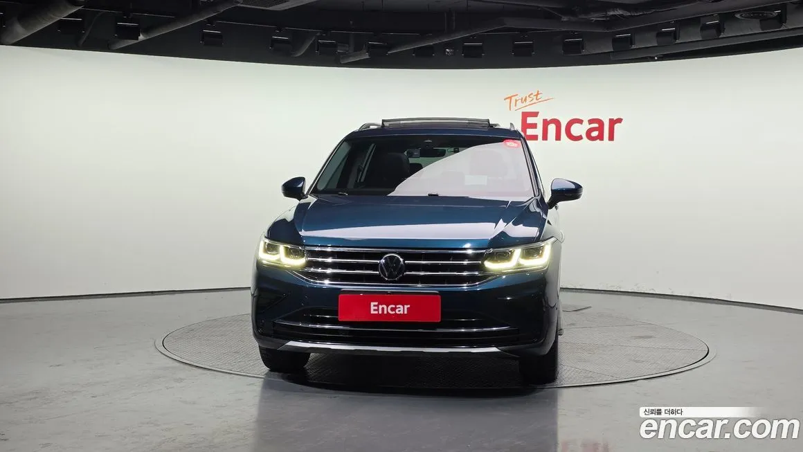 Volkswagen Tiguan — фото 5