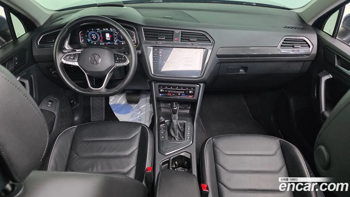 Volkswagen Tiguan — фото 4