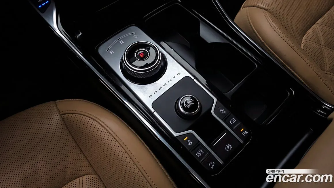 Kia Sorento — фото 6