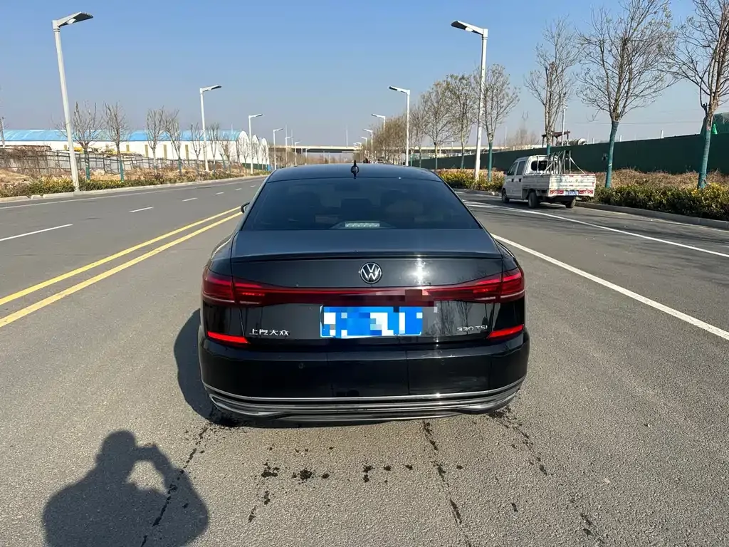 Volkswagen Passat 2021 из CN, фото 3