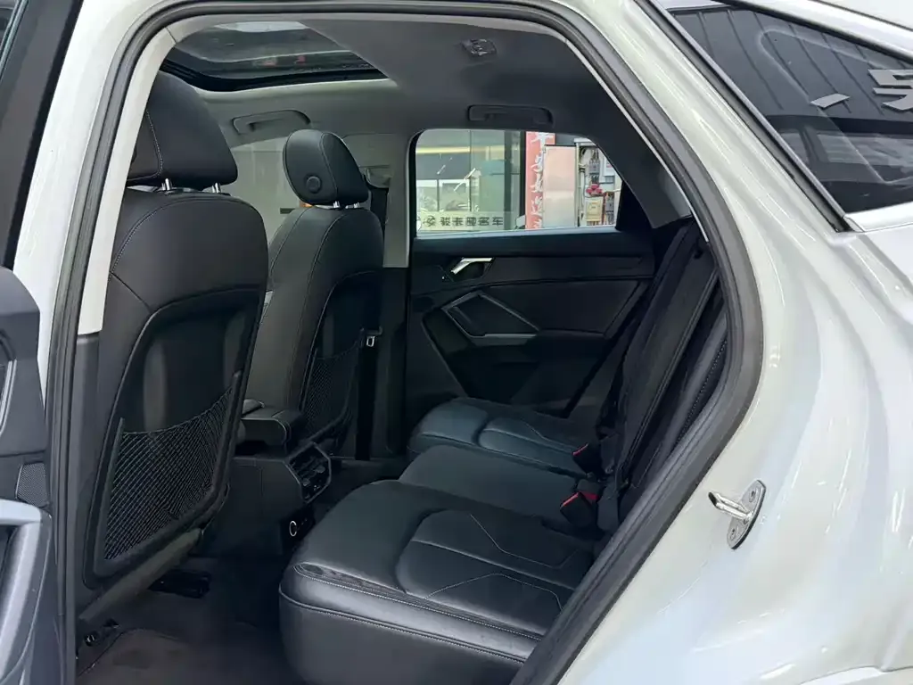 Audi Q3 Sportback — фото 2
