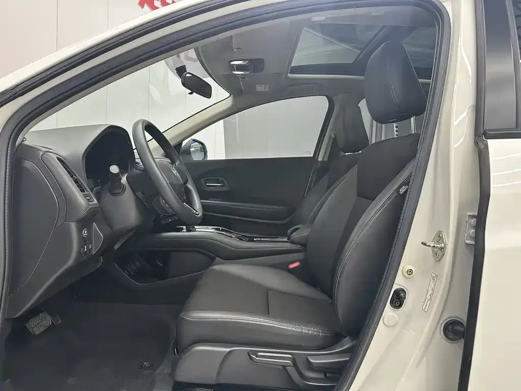 Honda Vezel 2022 из CN, фото 4