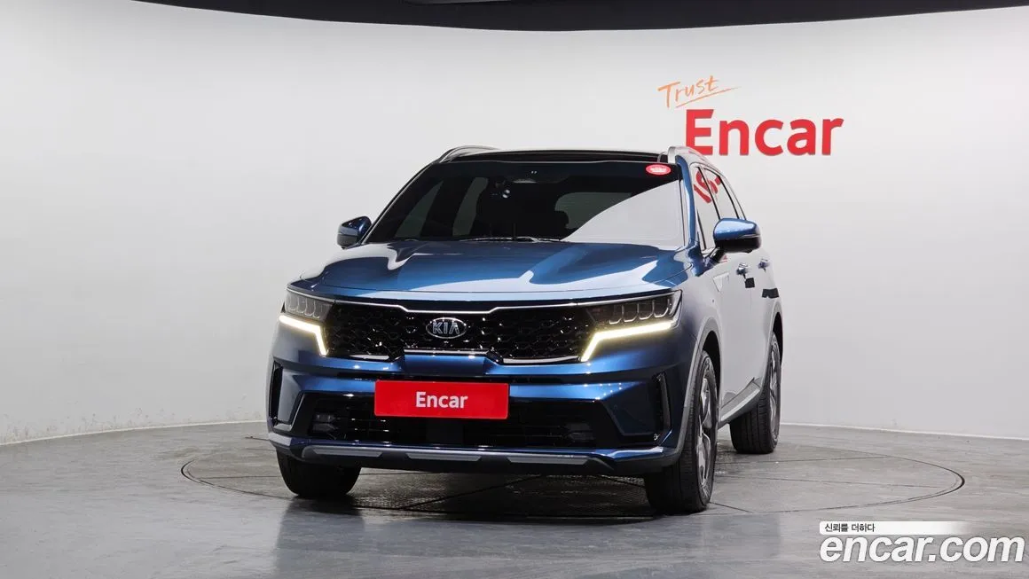 Kia Sorento — фото 10
