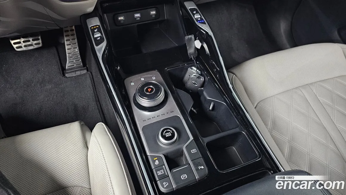 Kia Sorento — фото 8