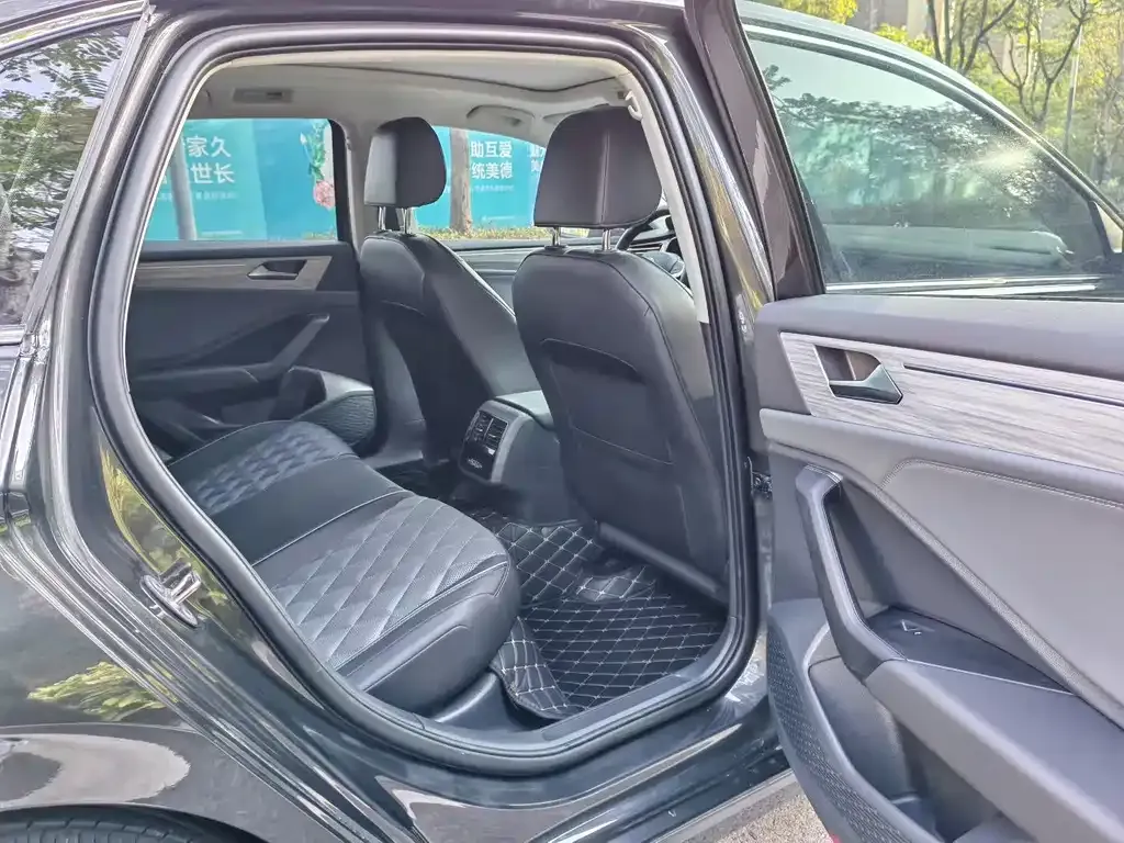 Volkswagen Sagitar 2024 из CN, фото 4