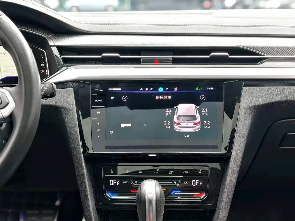 Volkswagen CC 2023 из CN, фото 10