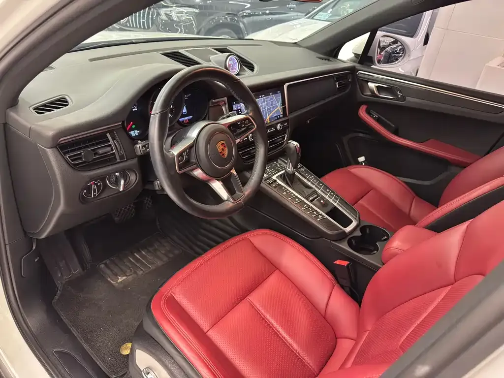 Porsche Macan 2021 из CN, фото 3