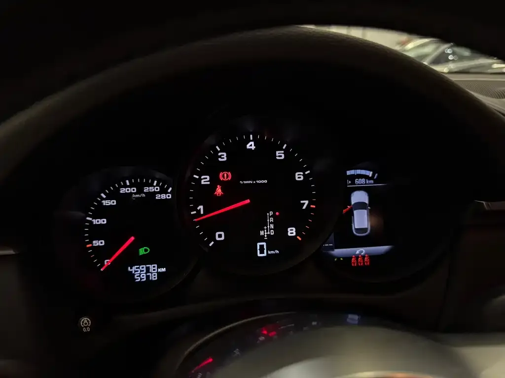 Porsche Macan 2021 из CN, фото 7