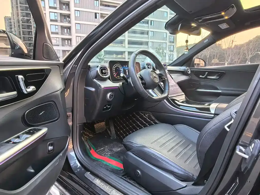 Mercedes-Benz C-Class 2023 из CN, фото 3