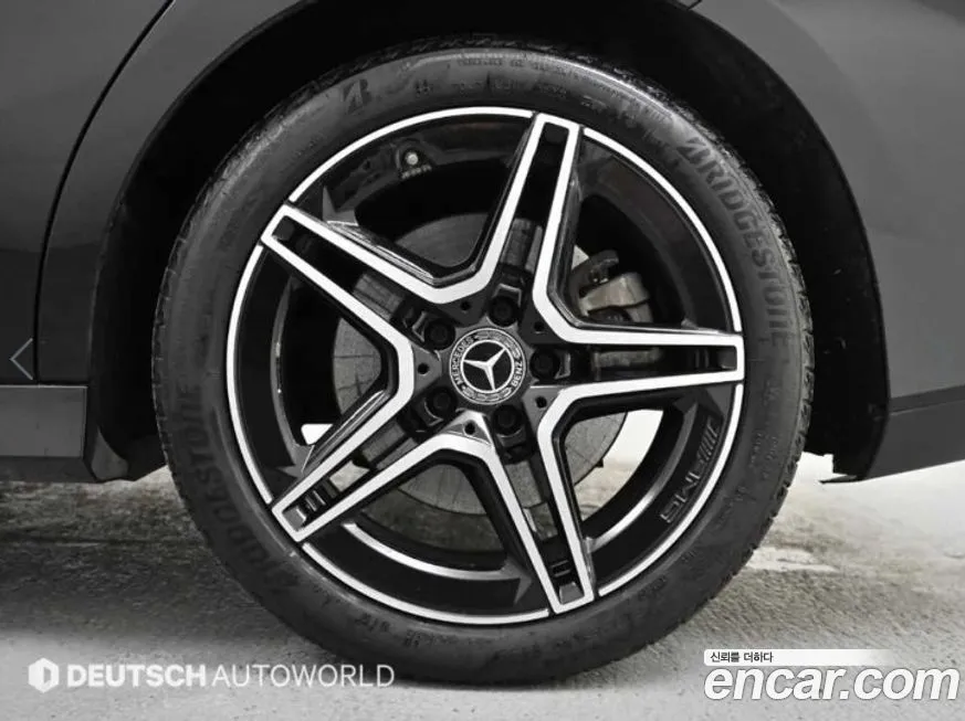 Mercedes-Benz CLA-Class — фото 10