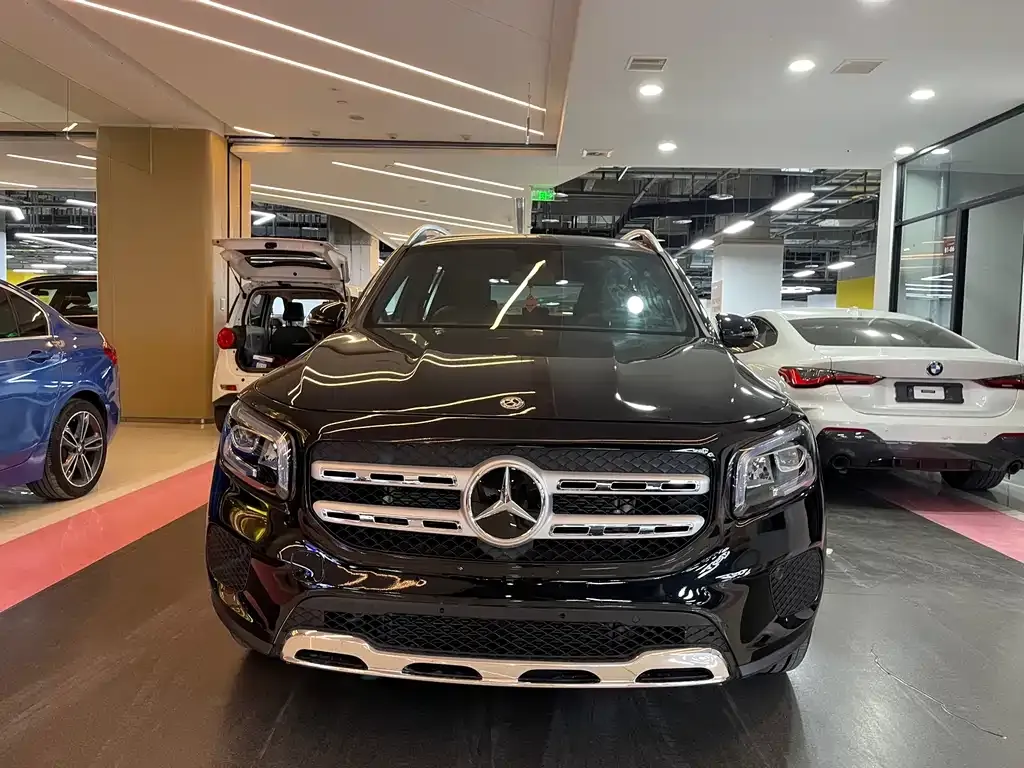 Mercedes-Benz GLB 2023 из CN, фото 2
