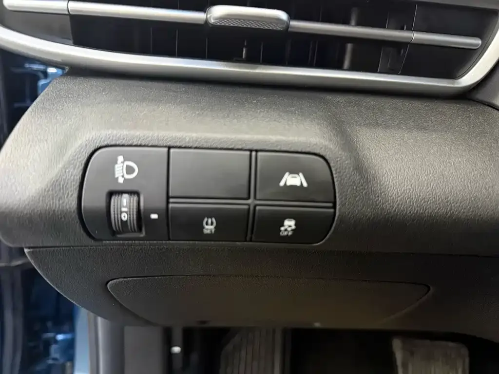 Hyundai Elantra 2021 из CN, фото 5