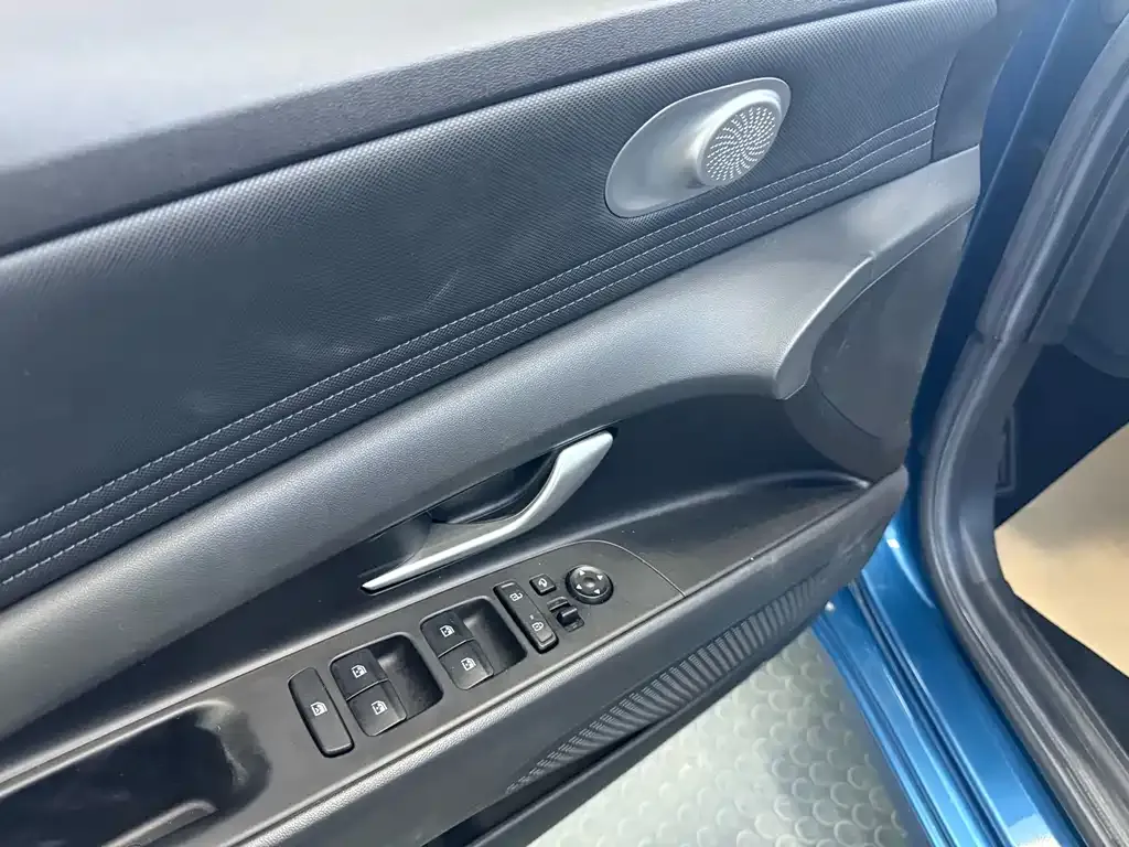 Hyundai Elantra 2021 из CN, фото 8
