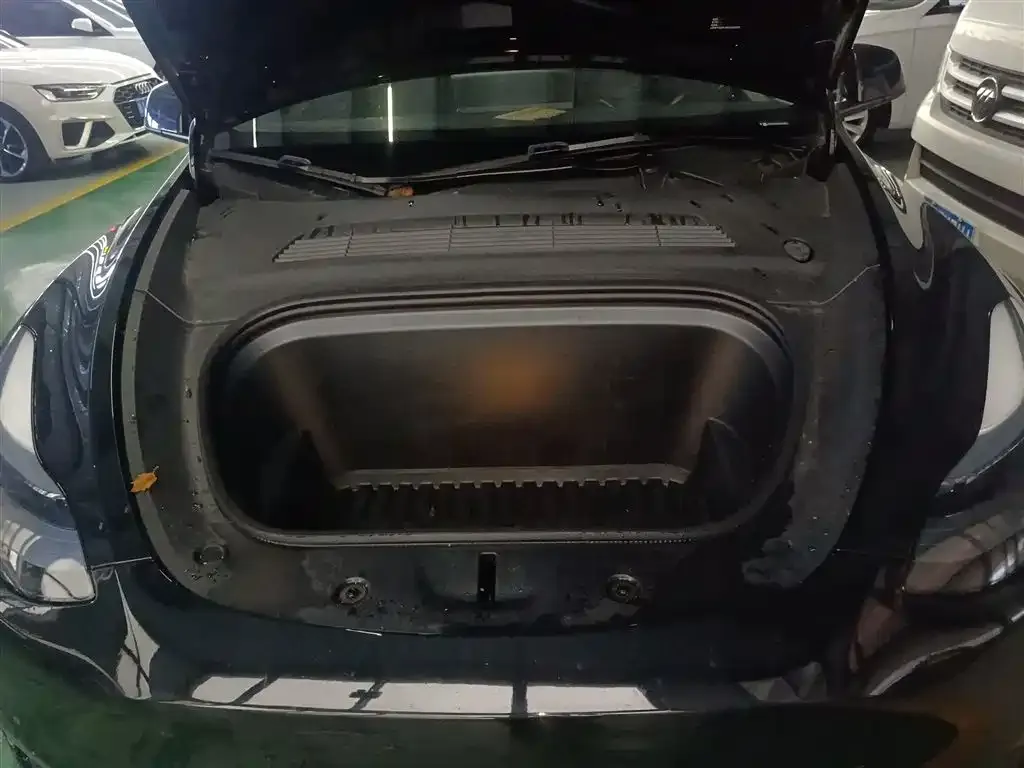 Tesla Model Y 2023 из CN, фото 7