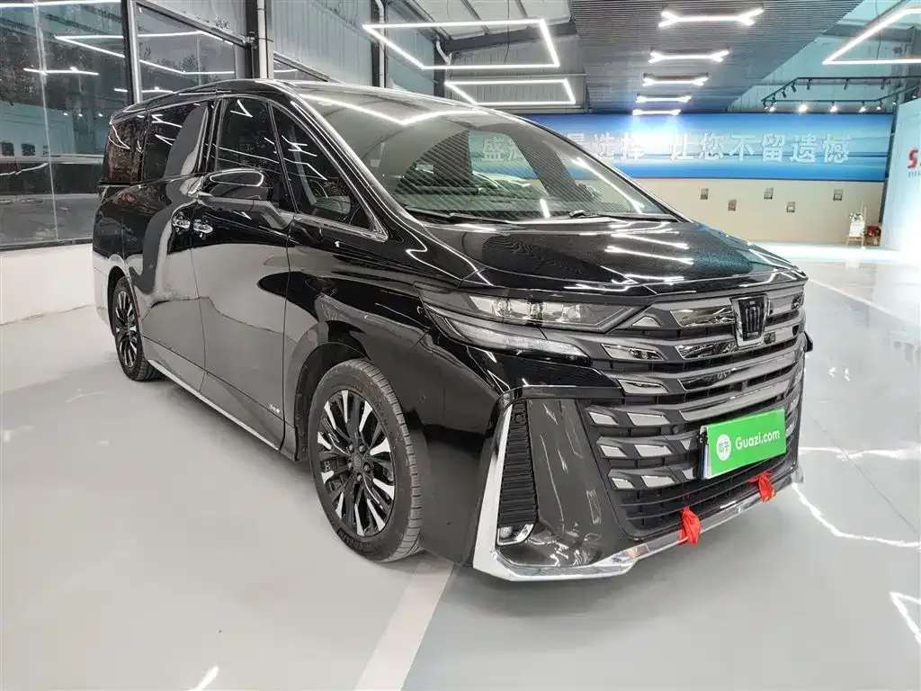Toyota Vellfire 2024 из CN, фото 3