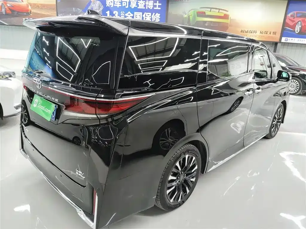 Toyota Vellfire 2024 из CN, фото 4
