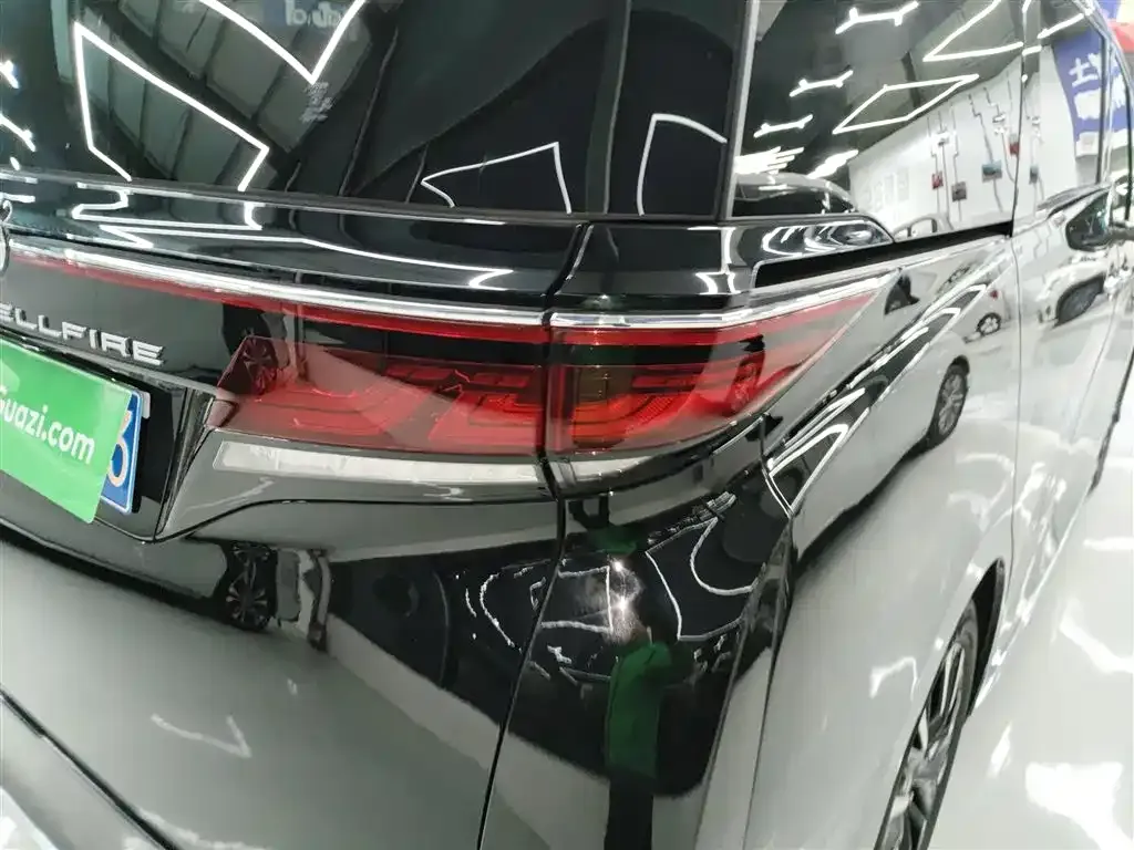 Toyota Vellfire 2024 из CN, фото 8