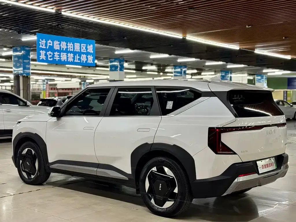 Kia EV5 — фото 10
