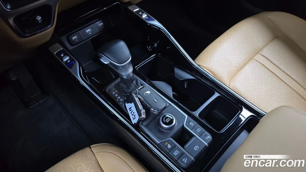 Kia Sorento — фото 9